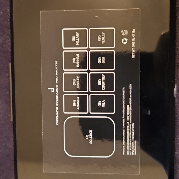 Doucce Freematic Eyeshadow Pro Palette - Picture 5 of 7